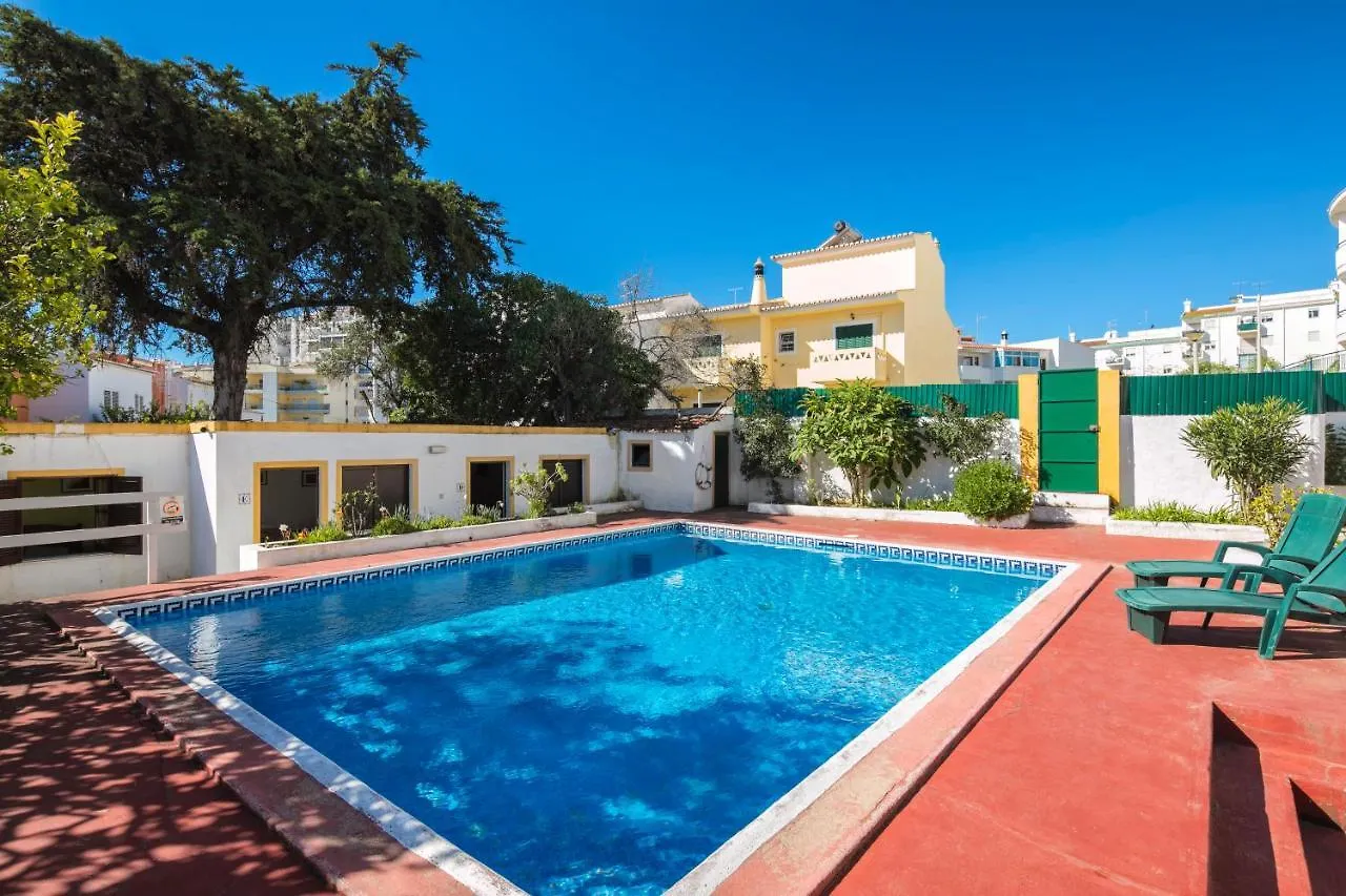 Apartamentos A Cerca Λάγος 0*,  Πορτογαλία