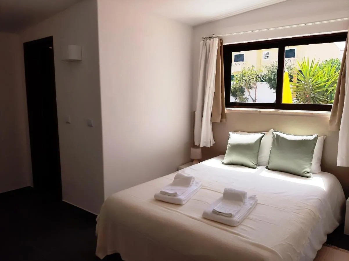 Apartamentos A Cerca Λάγος Πορτογαλία